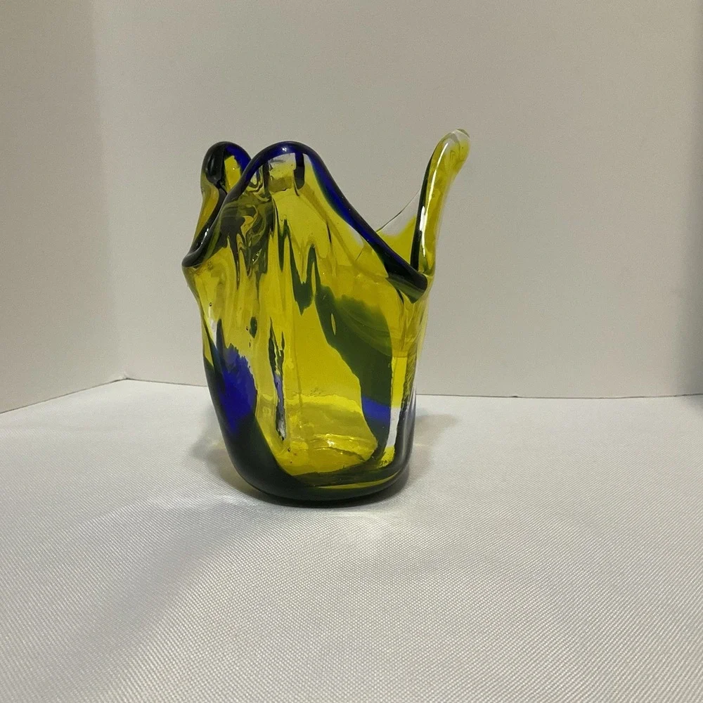 Large Handkerchief Vase Ombre Art Sculpture Handblown Yellow‎ Blue Green - Japan